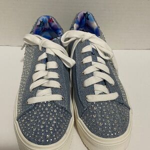 Stylish Denim Sneakers with White Accents
